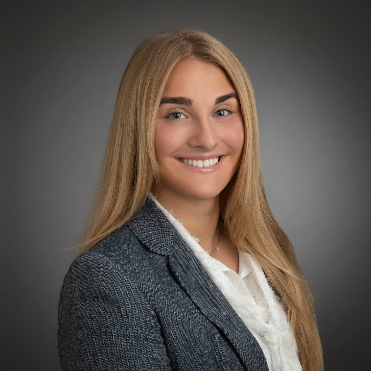 Savannah Lease headshot