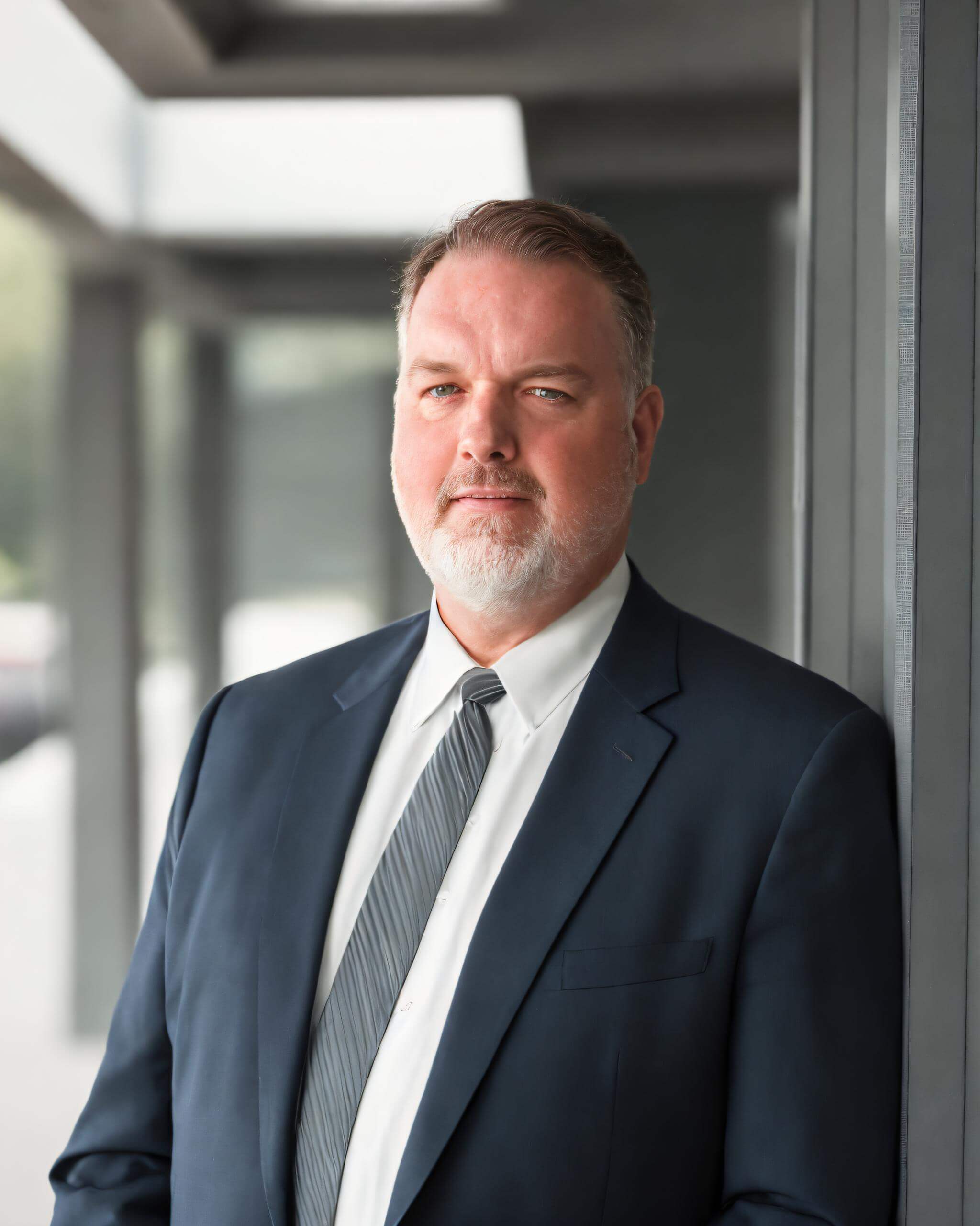 Scott Holcomb headshot