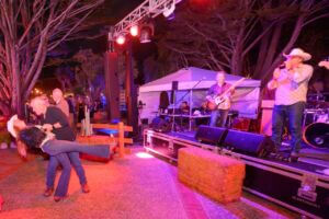 Photo: Michael Troutman/www.dmtimaging.com