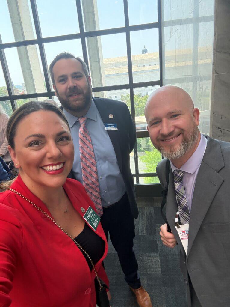 Cantwell meeting President Garrett Nelson and President-Elect Cheyenne Gillooly are excited to meet with Sen. Cantwell!