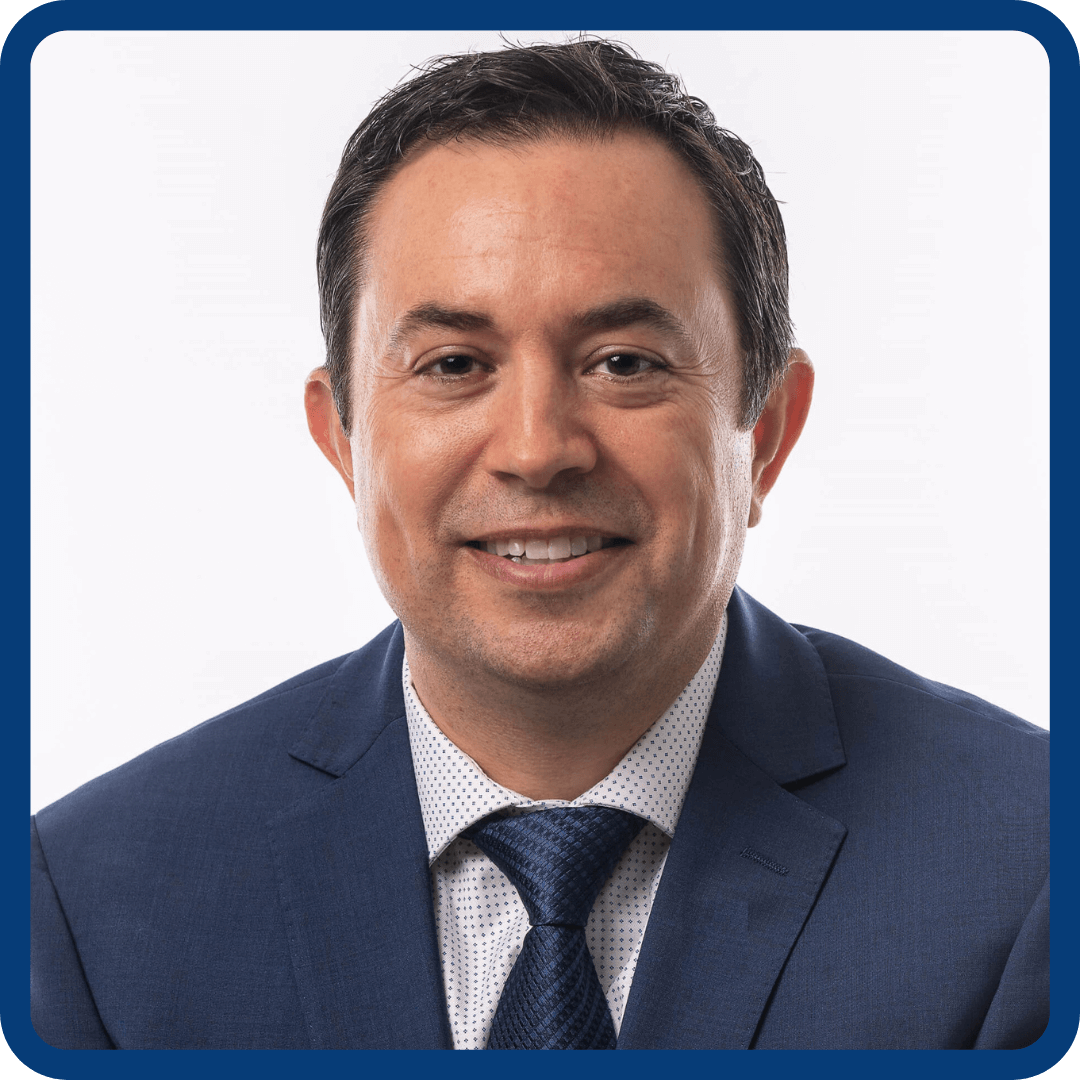 Matthew Huddleston - 5 to Follow blue Matthew Huddleston - 5 to Follow blue