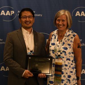 2025 ROBERTS AWARD 300X300