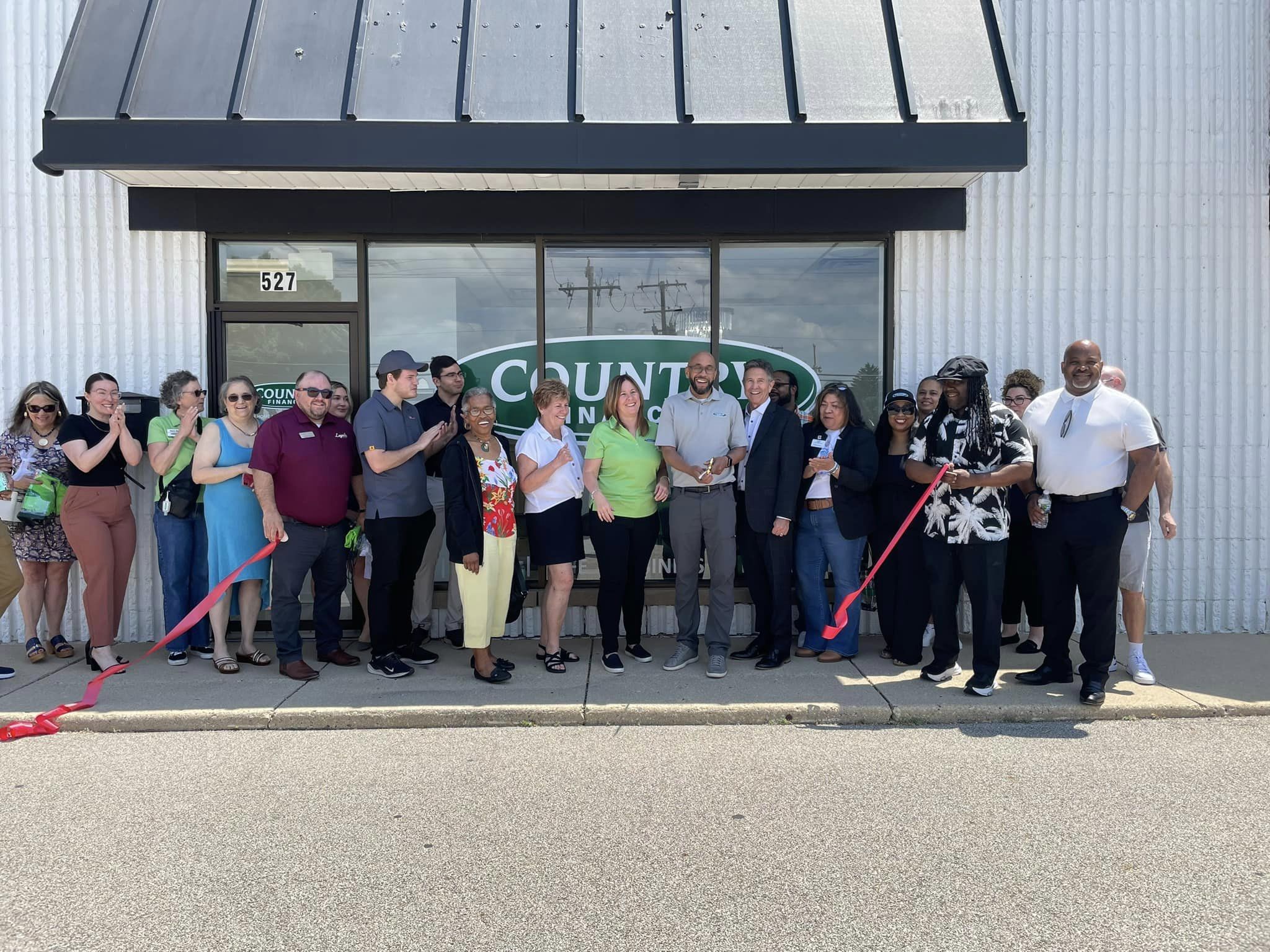 country Financail ribbon cutting